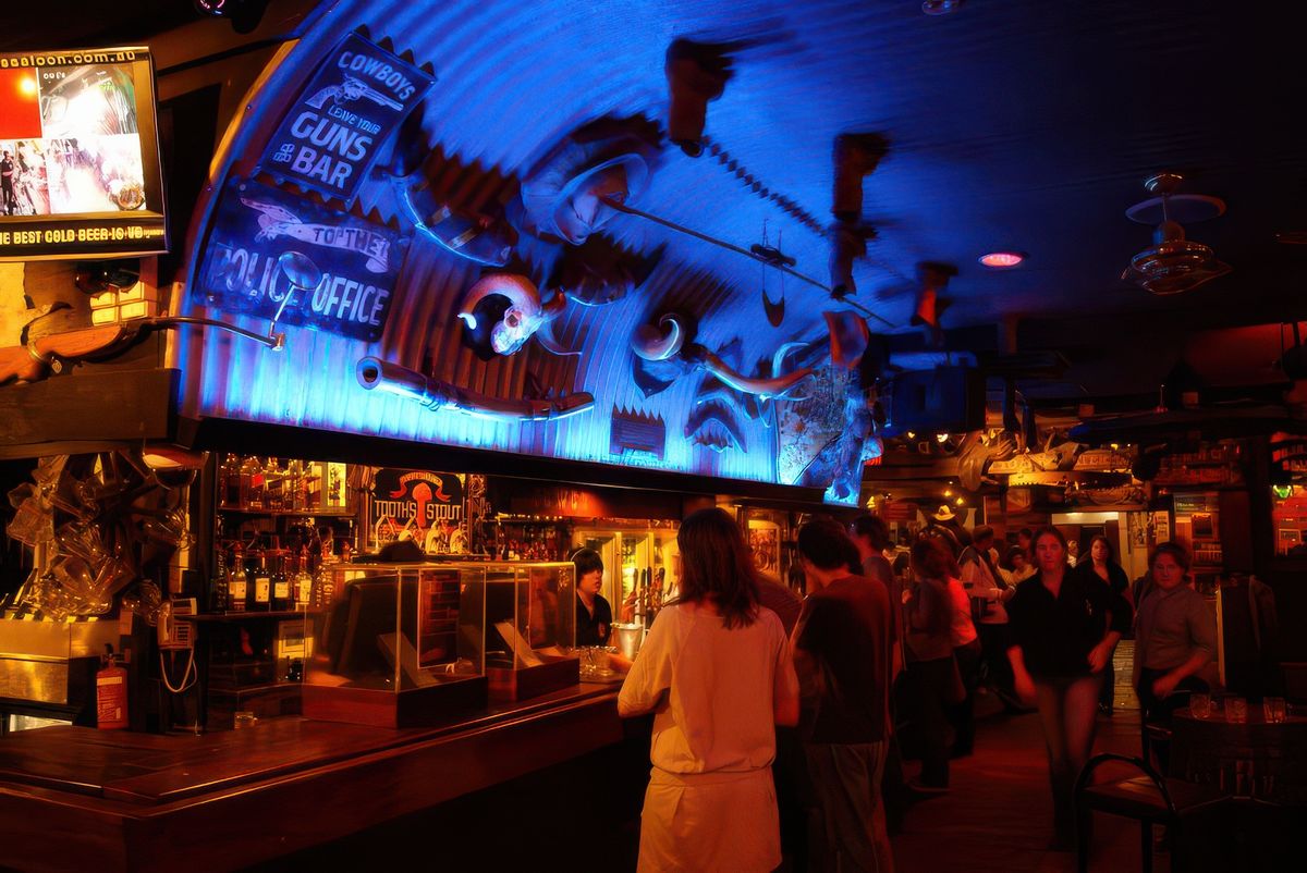 photo Bar, taverne, resto ou gargote du bout du monde... ou ailleurs !! de greedo182