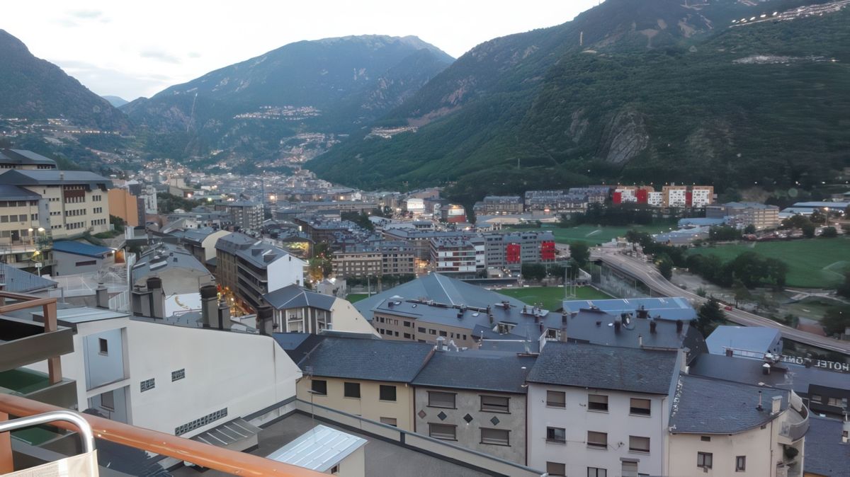 photo Les toits des villes de Bergeronnette40
