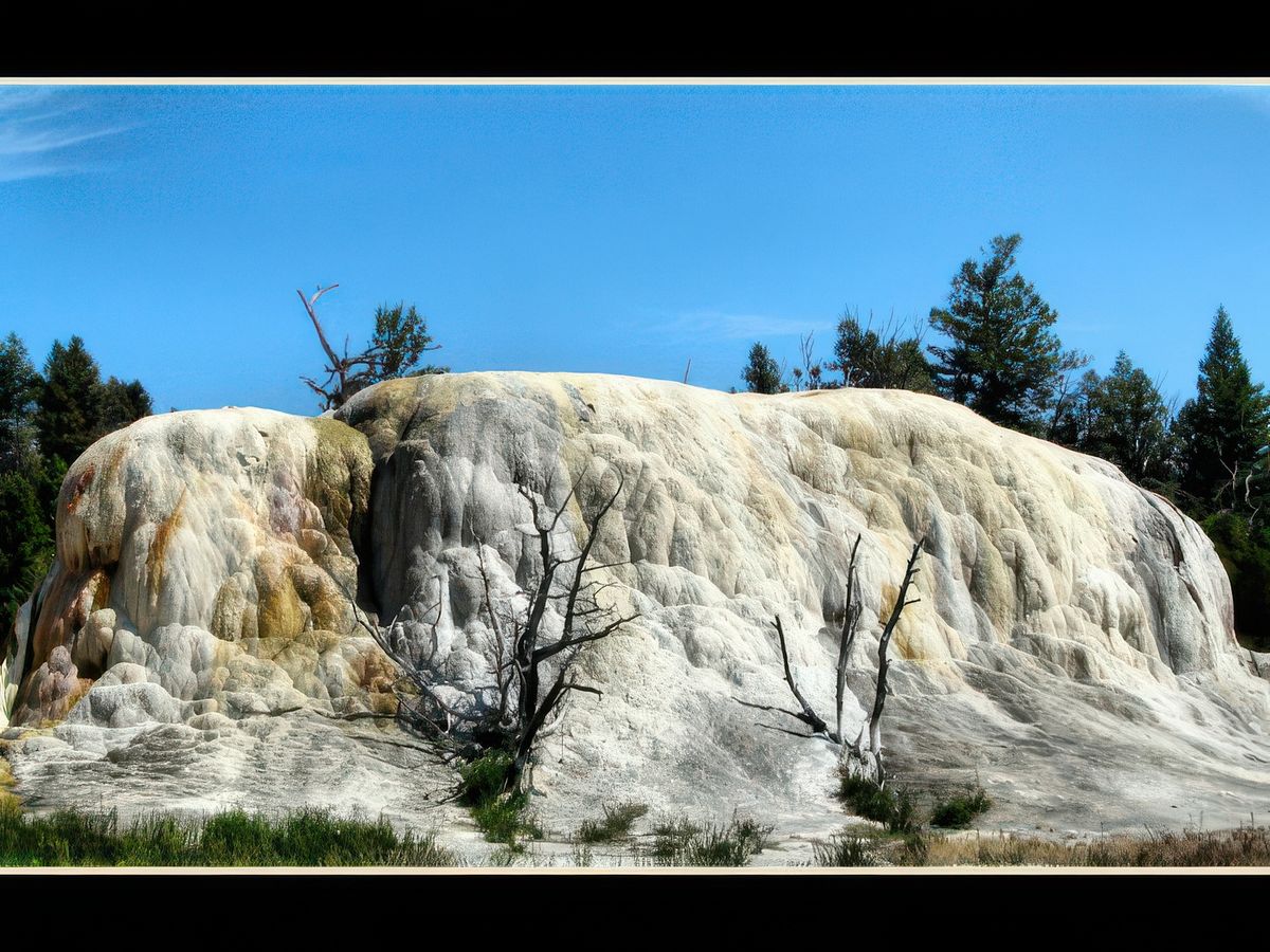 Mammoth Hot Springs – États-Unis