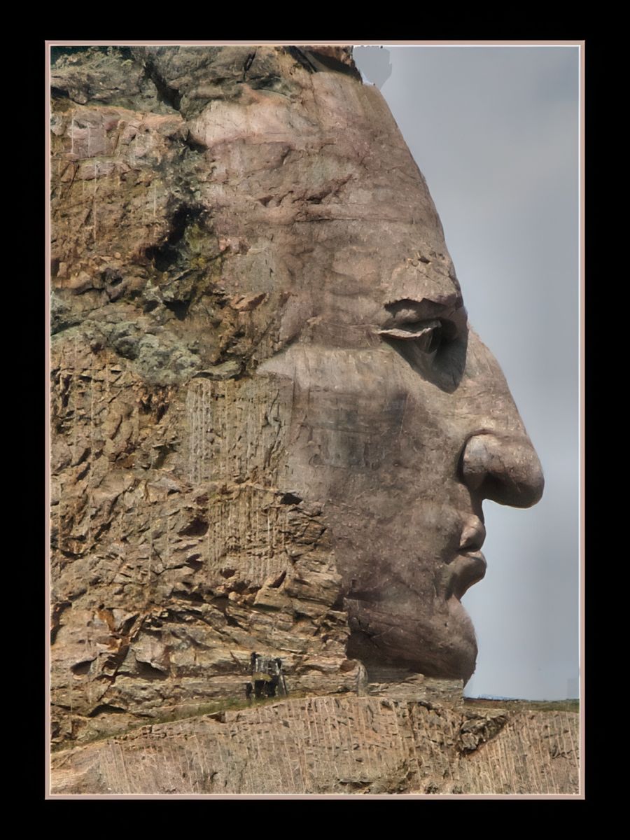 La tête de Crazy Horse déjà terminée...