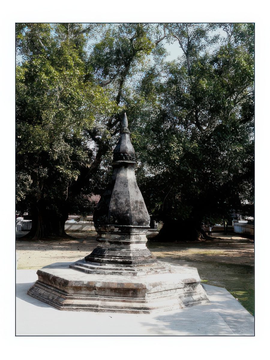 Petit stupa.