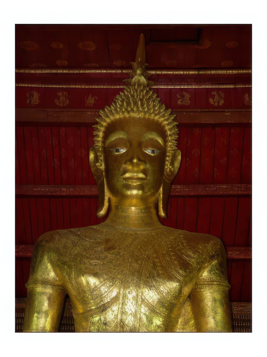 Le Bouddha d'or fin.