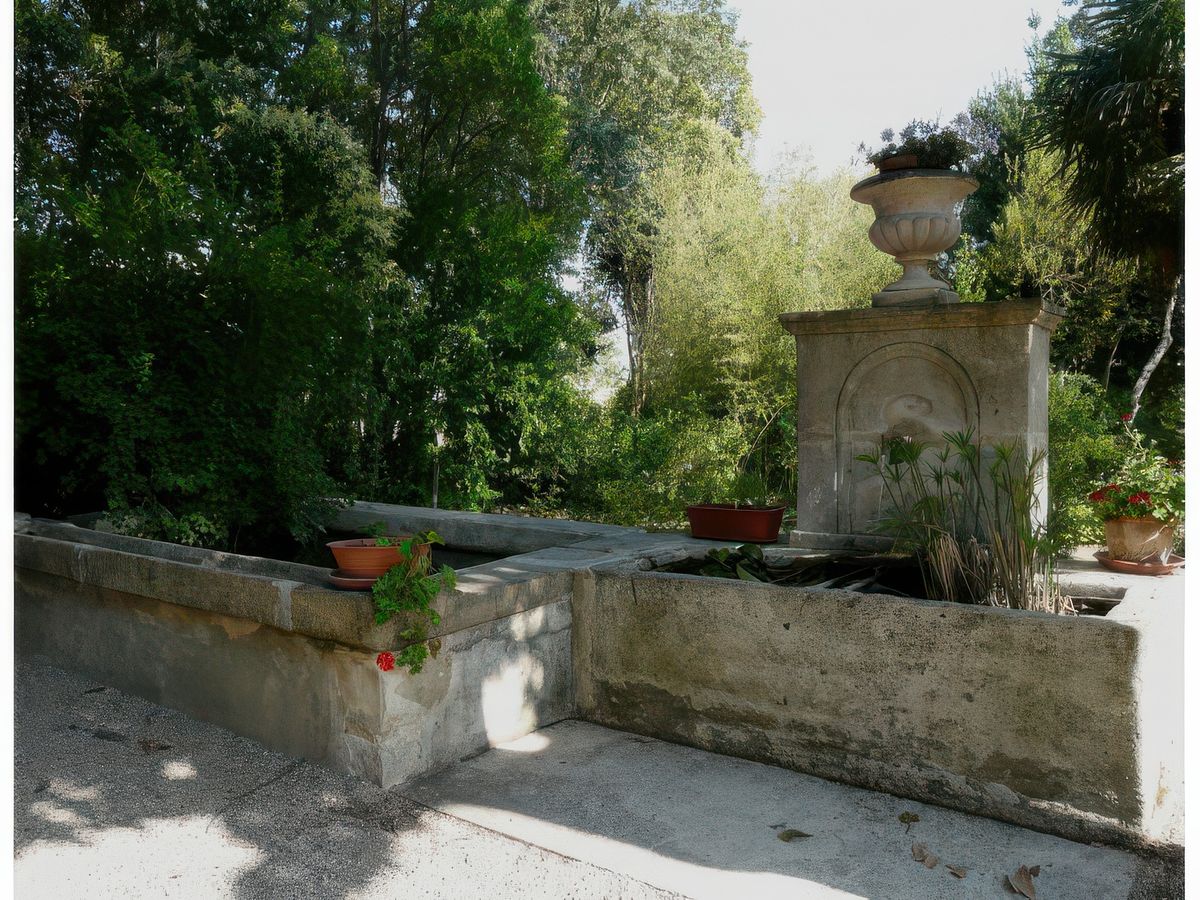 La fontaine de L'Harmas.