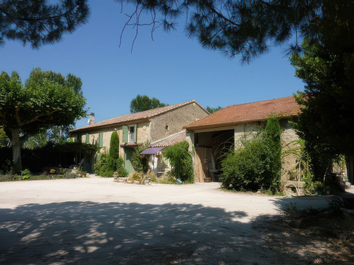 La maison avec les chambres d'hôtes.