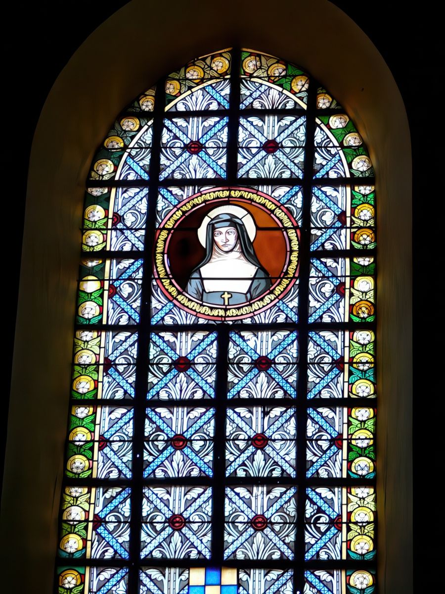 Vitrail de l'église de Vinsobres.