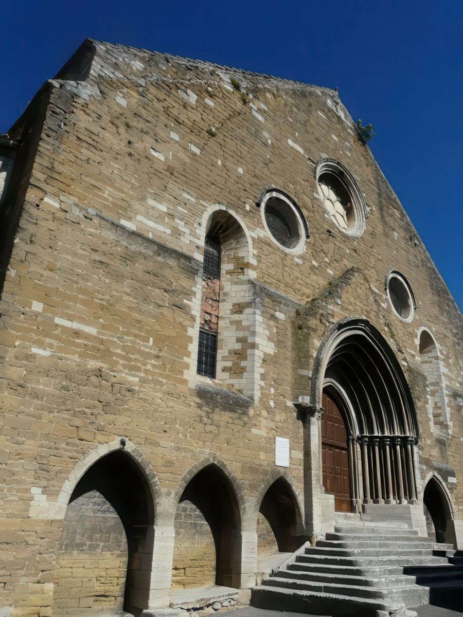 La chapelle des Pénitents Blancs.