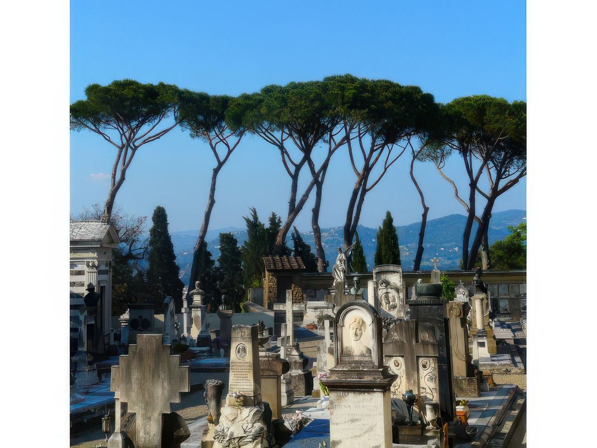 Vue sur le cimetière de San Miniato dans lequel reposent des célébrités italiennes dont Collodi, le papa de Pinnochio.