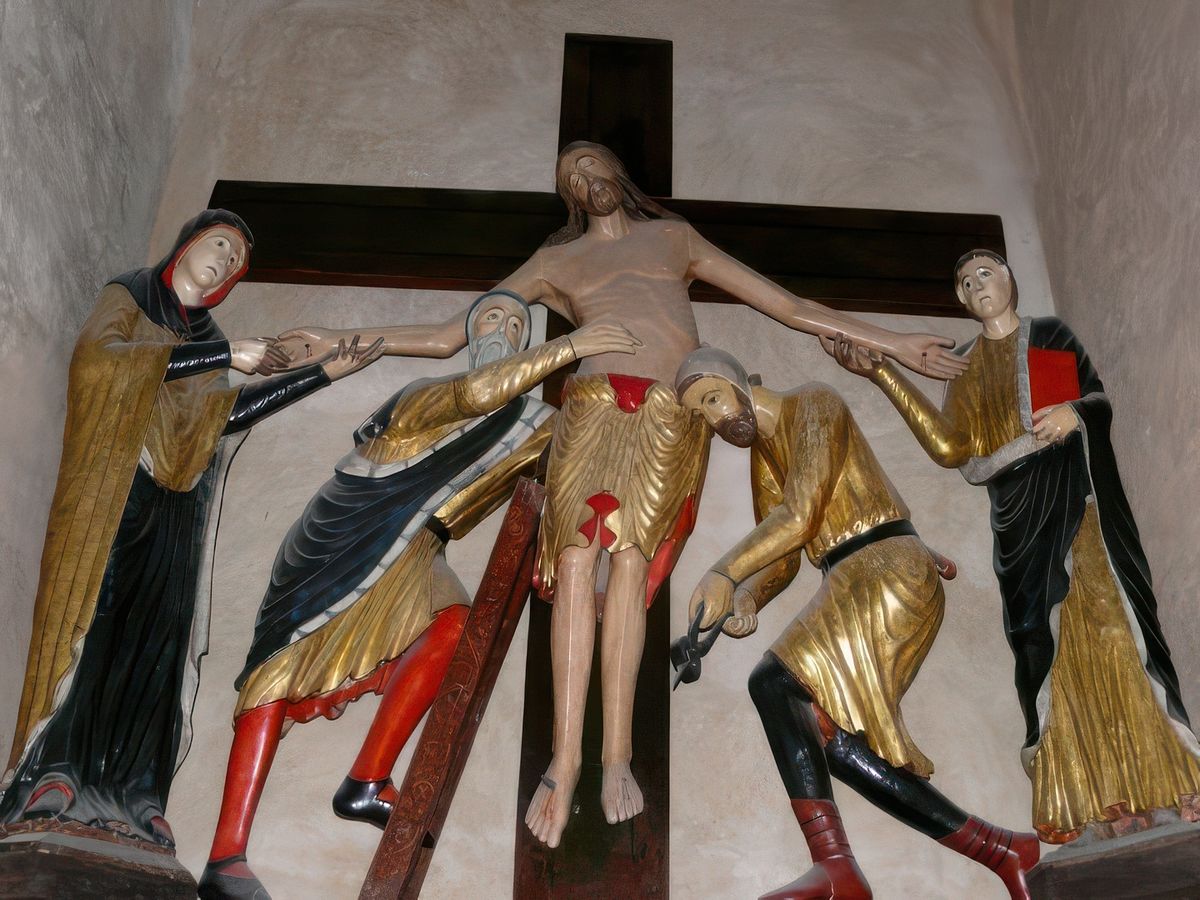 Le trésor de l'église est cette Déposition de la Croix (Cappella della Deposizione), très réaliste, en bois polychrome, de couleurs vives, du XIIIe. siècle (sans doute réalisée entre 1228 et 1235).