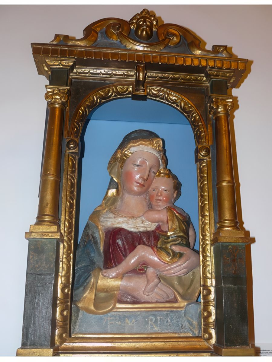 Terracotta de la Madone à l'Enfant, de Lorenzo Ghiberti et Neri di Becci. Musée d'Art Sacré.