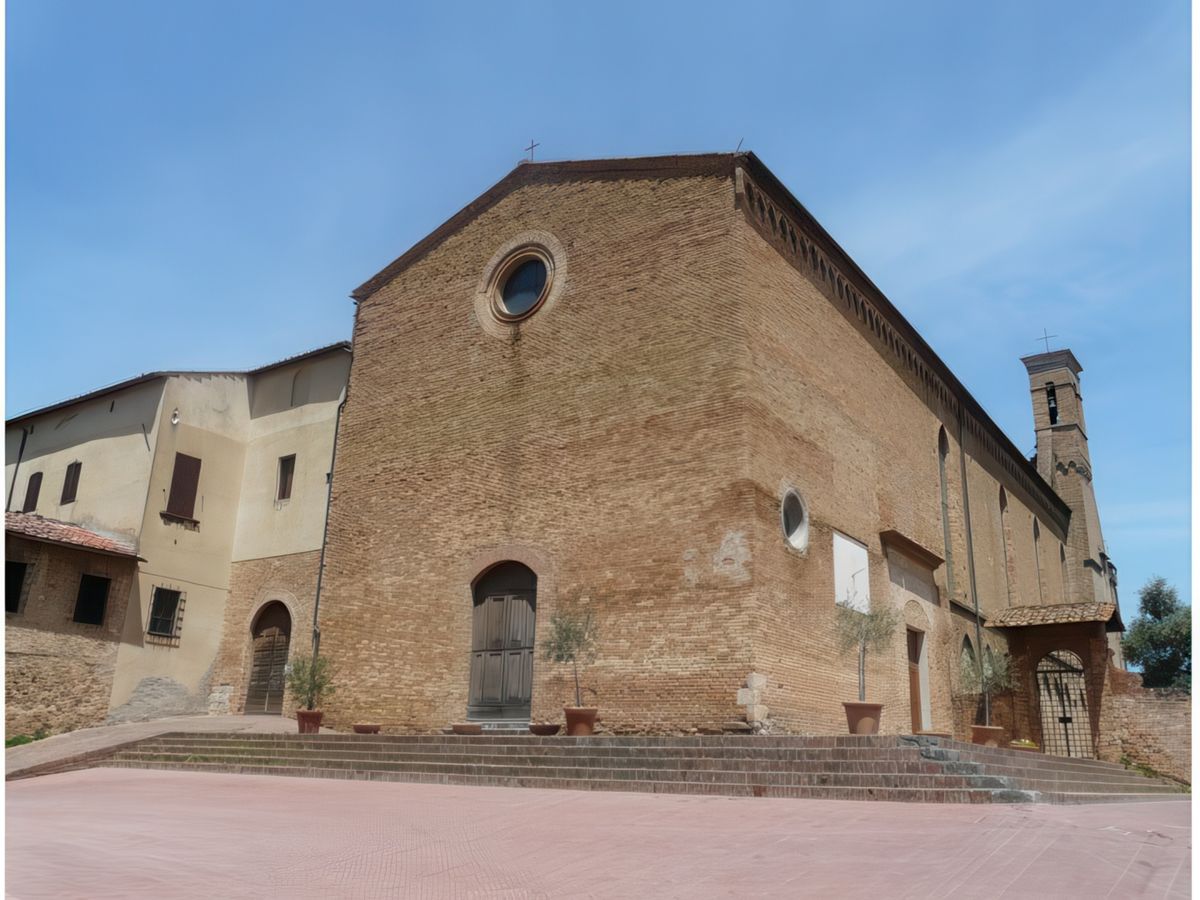 La construction de l'église Sant'Agostino a débuté en 1280 pour se terminer en 1298. Entièrement réalisée en briques, elle est simple et austère, avec des fenêtres géminées à arc trilobé et son style oscille entre roman et gothique.
