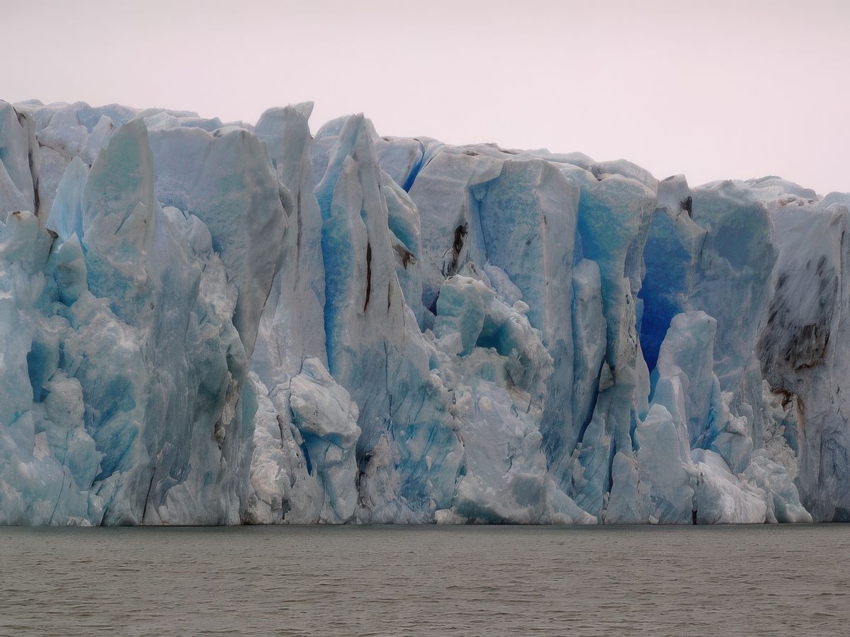 Le glacier Upsala doit son nom à la ville suédoise dont l’Université à participé, en 1908, aux premières études de glaciologie dans la région.