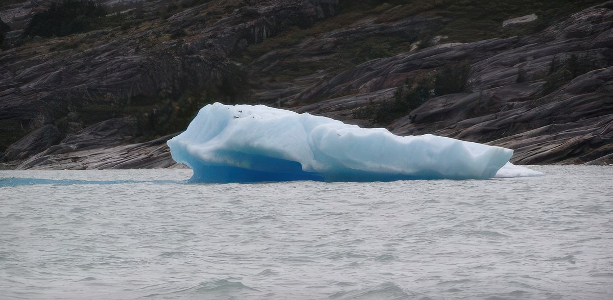 Nous navigeons une dernière fois vers le Perito Moreno.