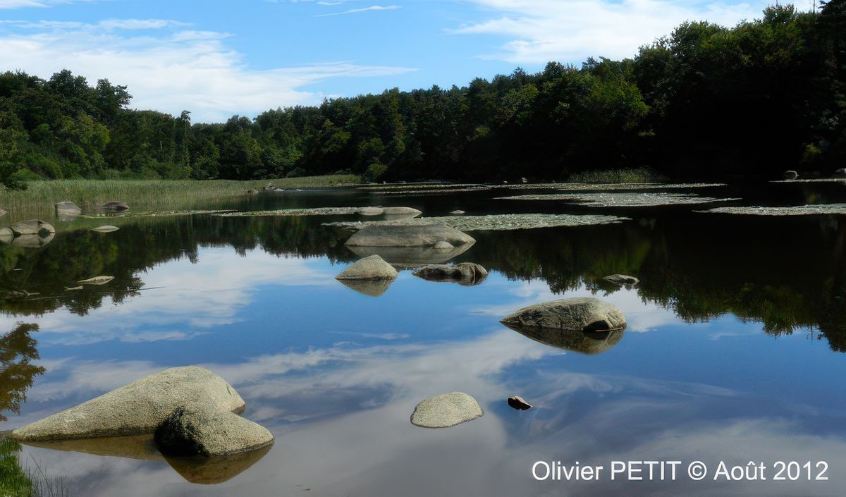 Le lac des Merles – France