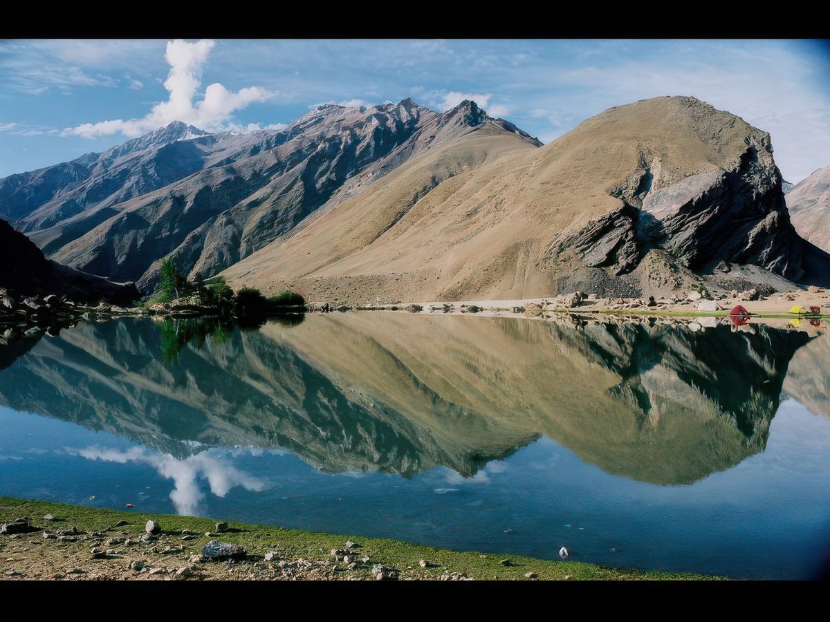 bivouac au bord d'un lac