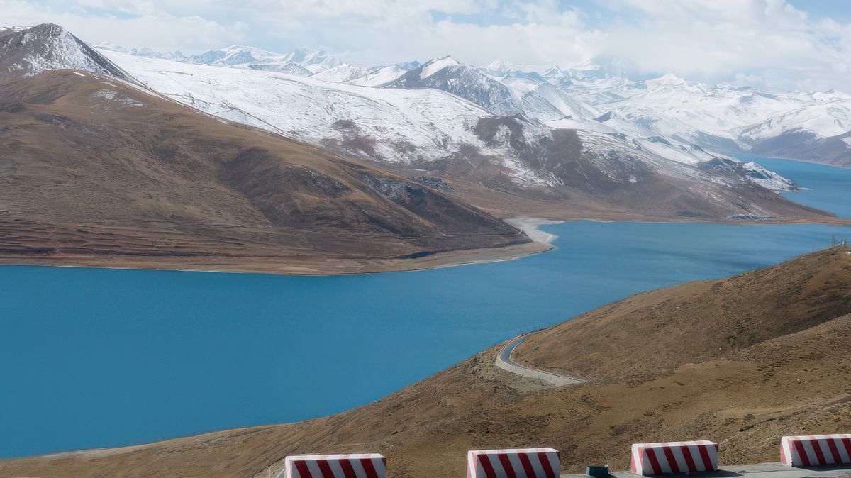 La vue, depuis le col de Kamba-La, est tout simplement sublime!