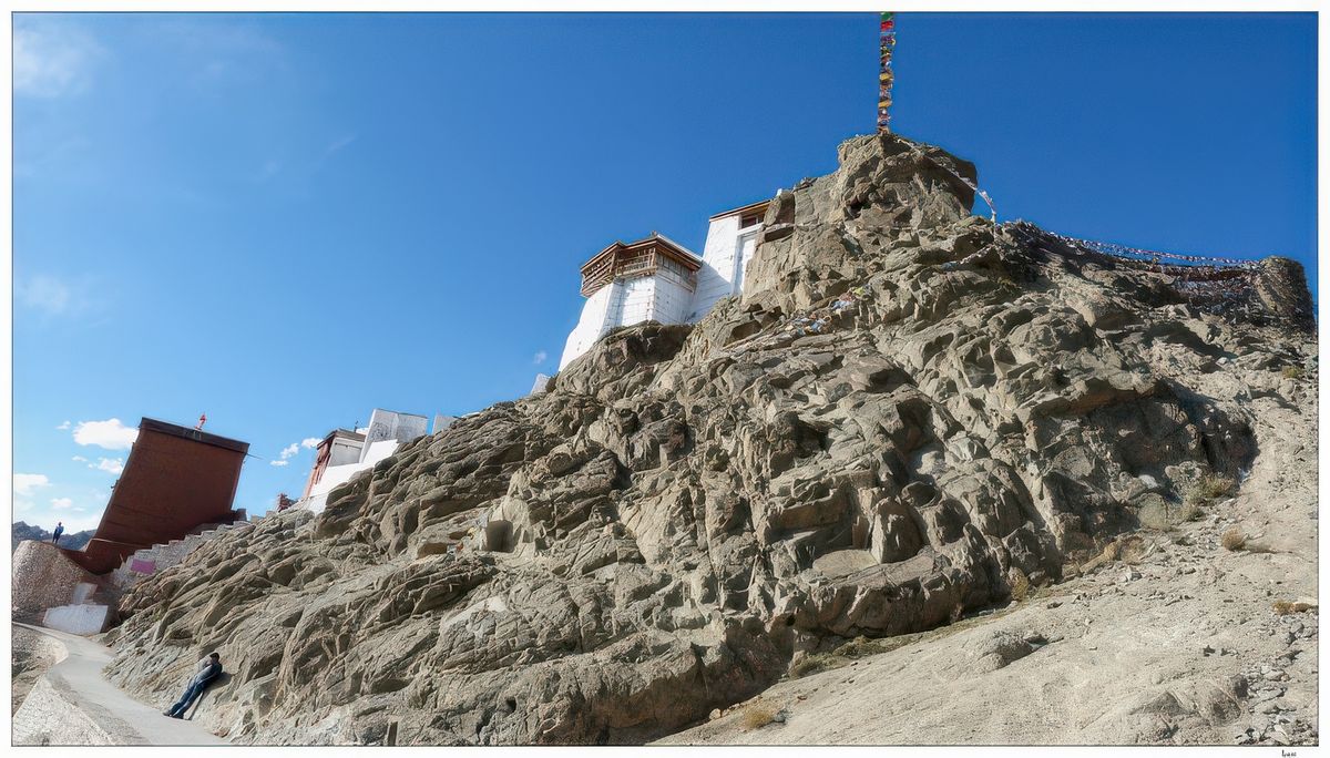 Arrivée au monastère de Namgyal Tsemo.