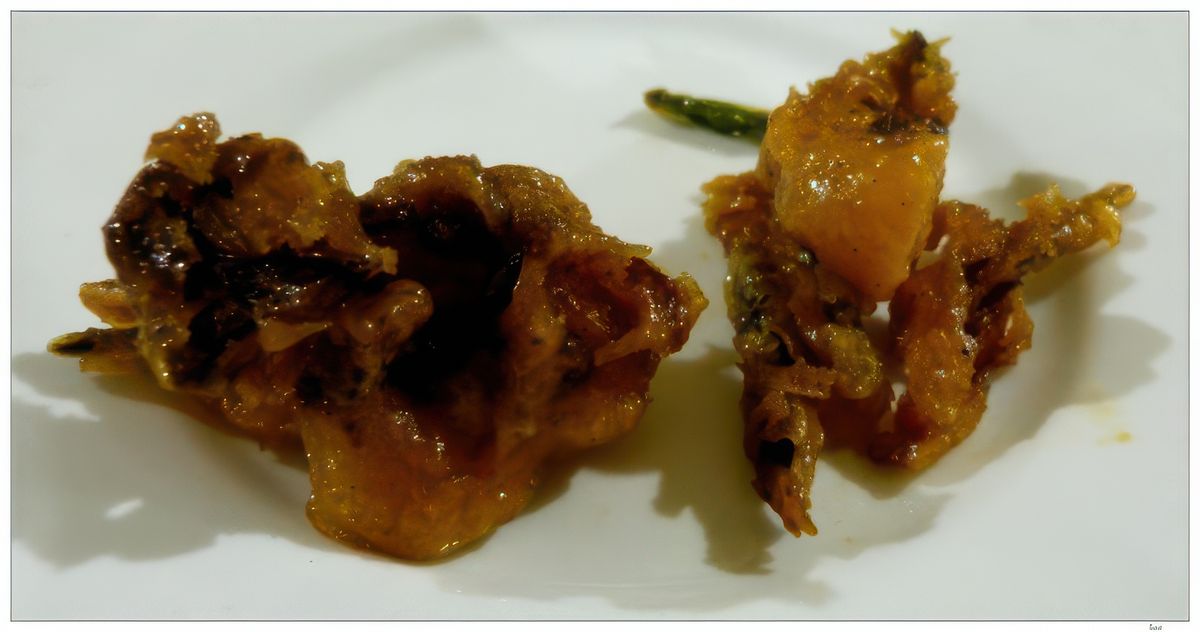 Il y a deux restaurants, dont un végétarien. Ce plat était très bon mais je ne sais plus ce que c'était.