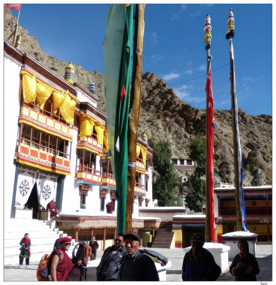 Le monastère abrite un intéressant petit musée où sont conservés des objets anciens du patrimoine bouddhiste ladakhi (photos interdites).