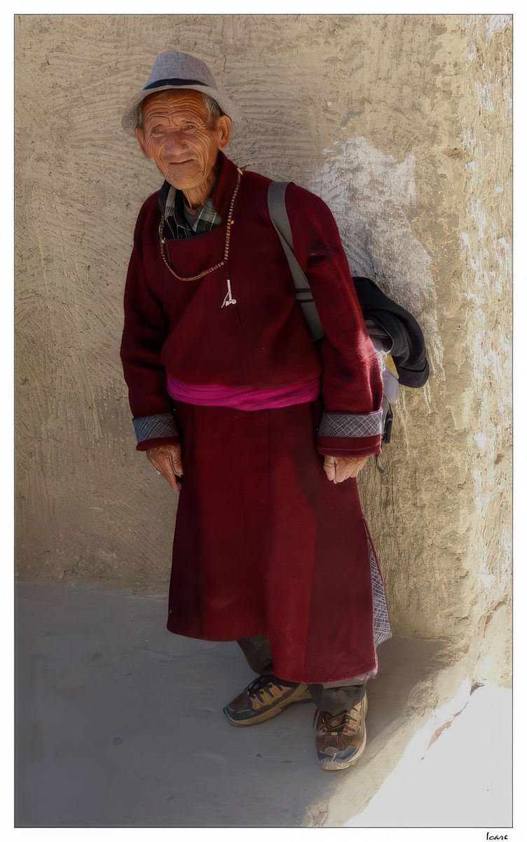 Le villageois rencontré dans le monastère repart avec nous...