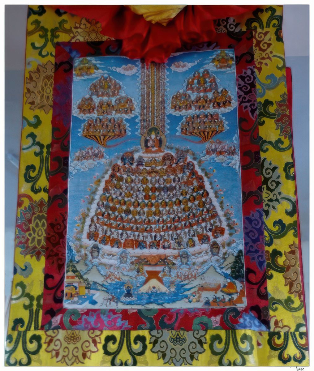 Dans la salle, de beaux thangkas comme celui-ci.