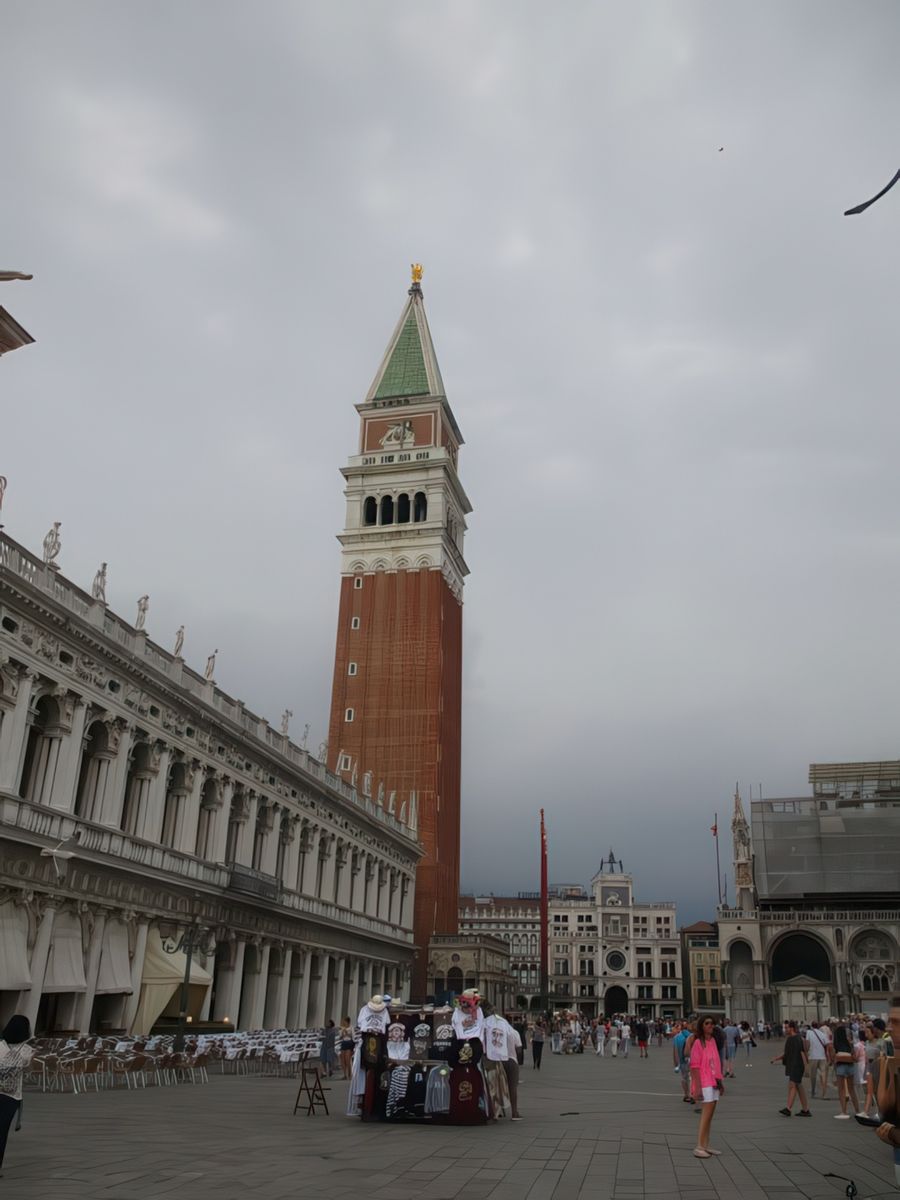 Venise: le campanile.