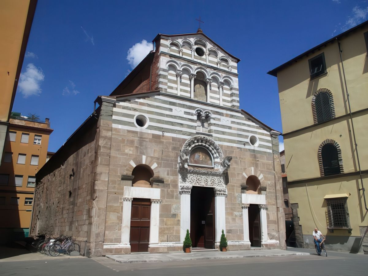 Lucca: vieille ville.