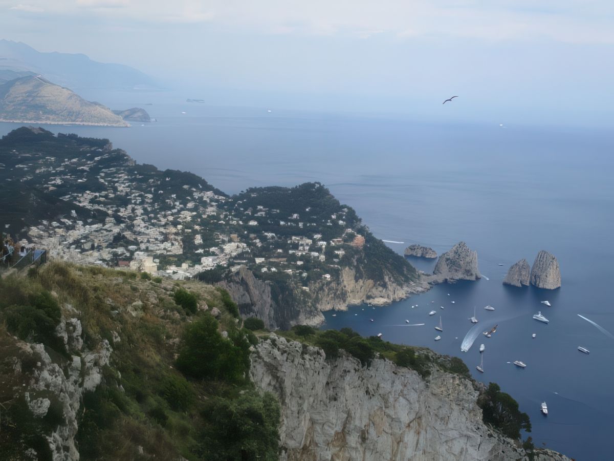 L'île de Capri: Anacapri - vue du Monte Solaro.