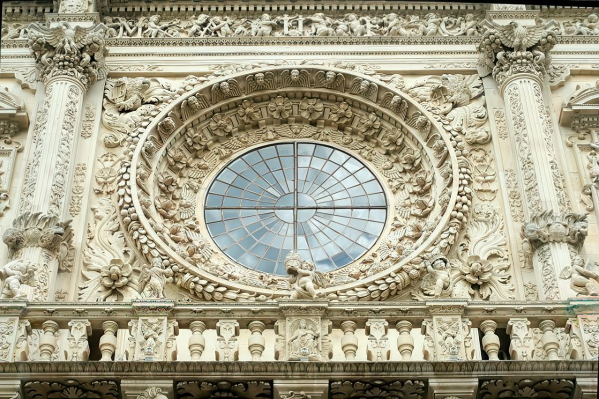 Lecce: basilica Santa Croce - rosace.