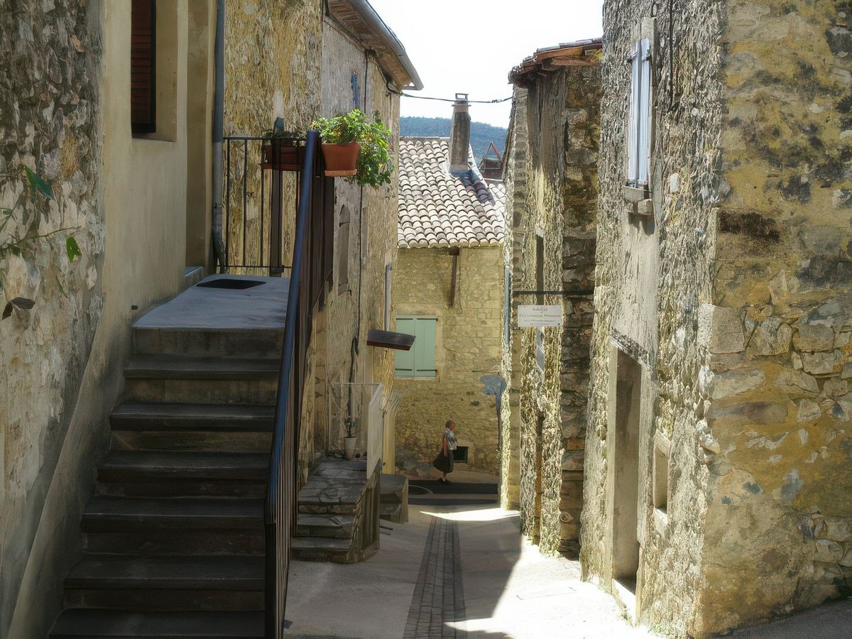 Labastide-de-Virac.