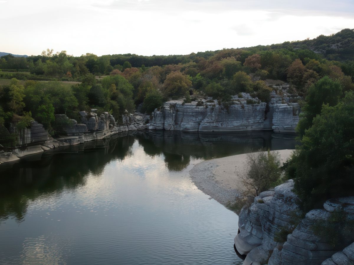 L'Ardèche près de Chauzon.
