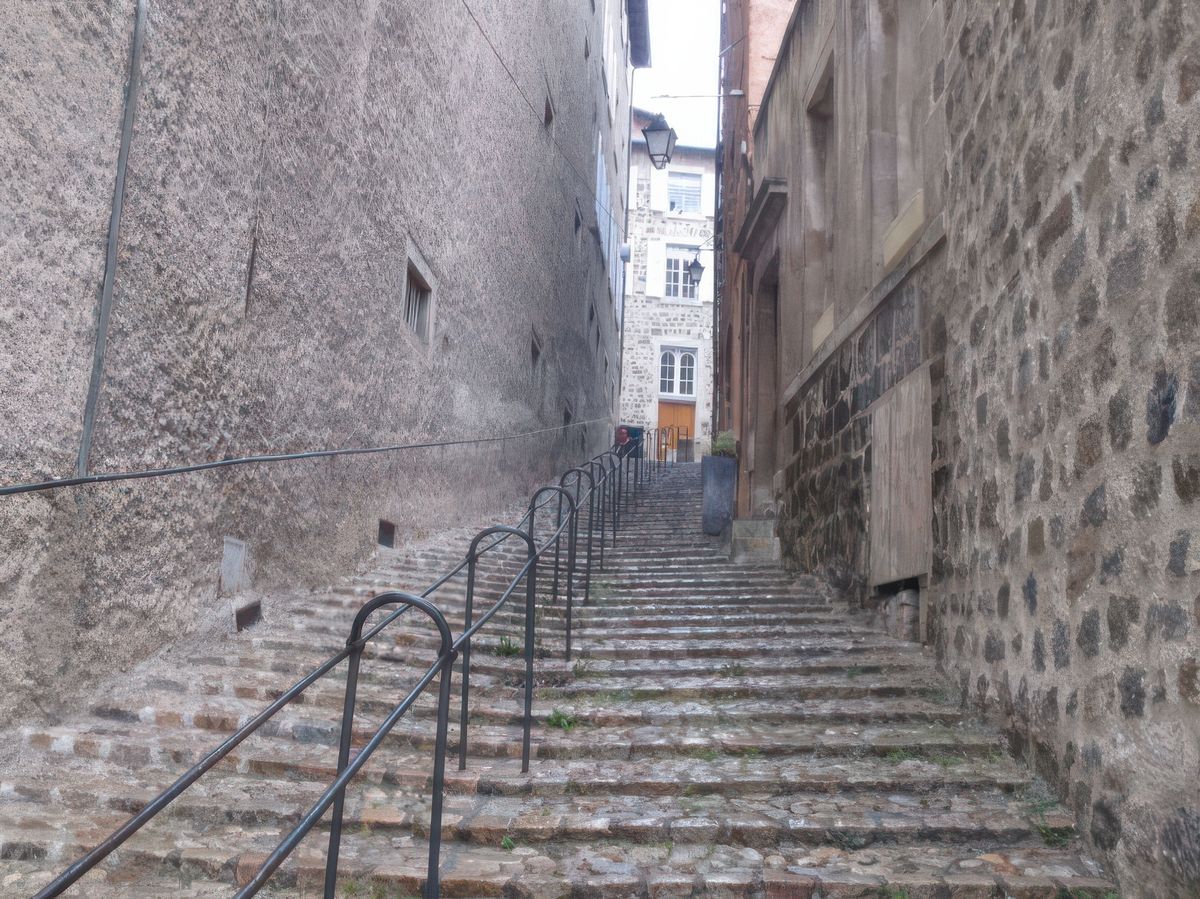 Le Puy-en-Velay.