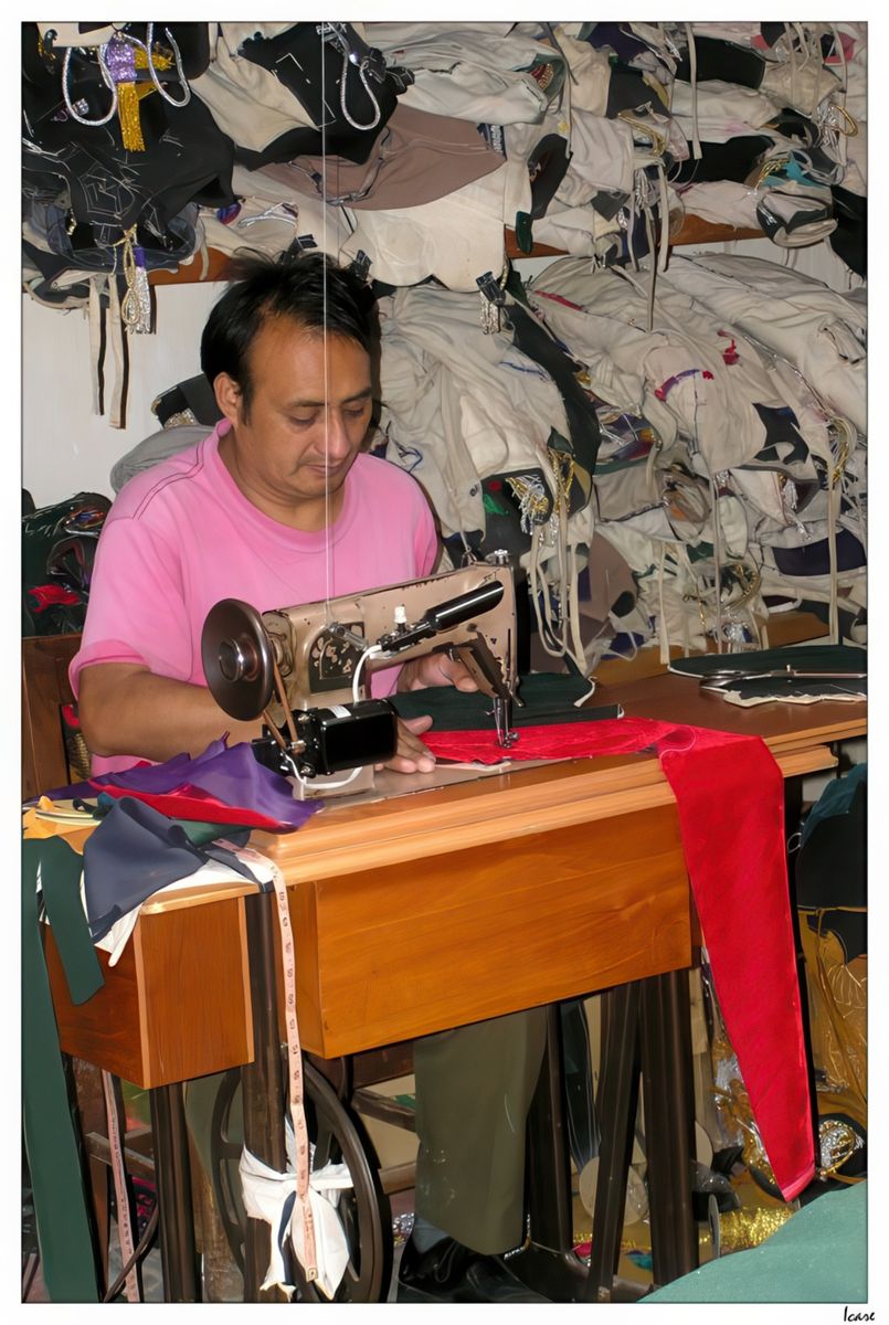 Confection des costumes.