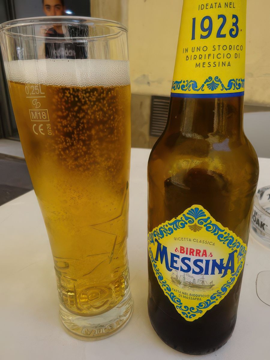 Bière "Messina"... en fait, produite près de Milan!