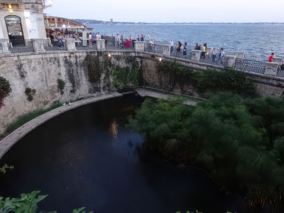 Syracuse: fontaine Aretusa.