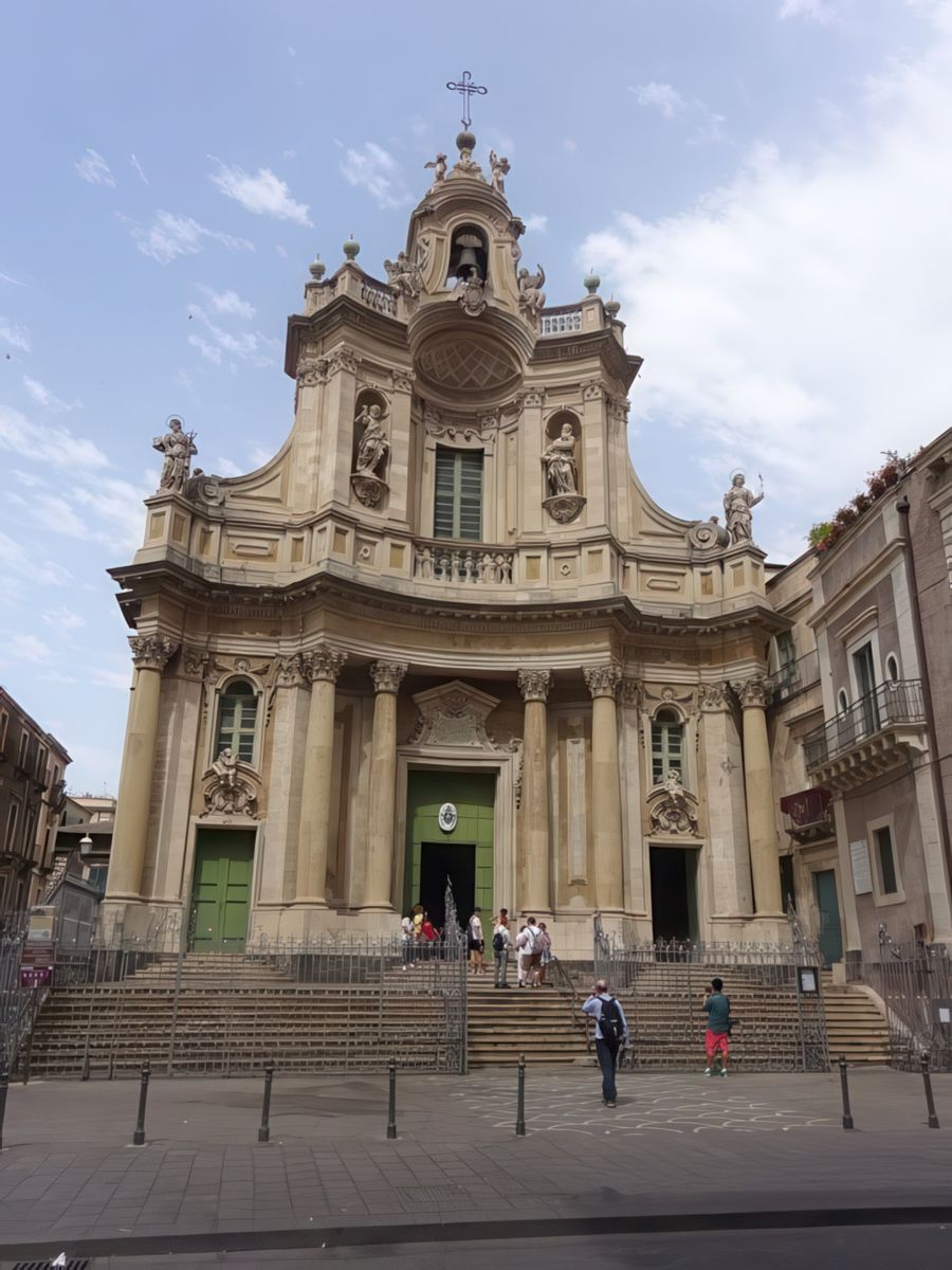 Catane: Basilica della Collegiata.