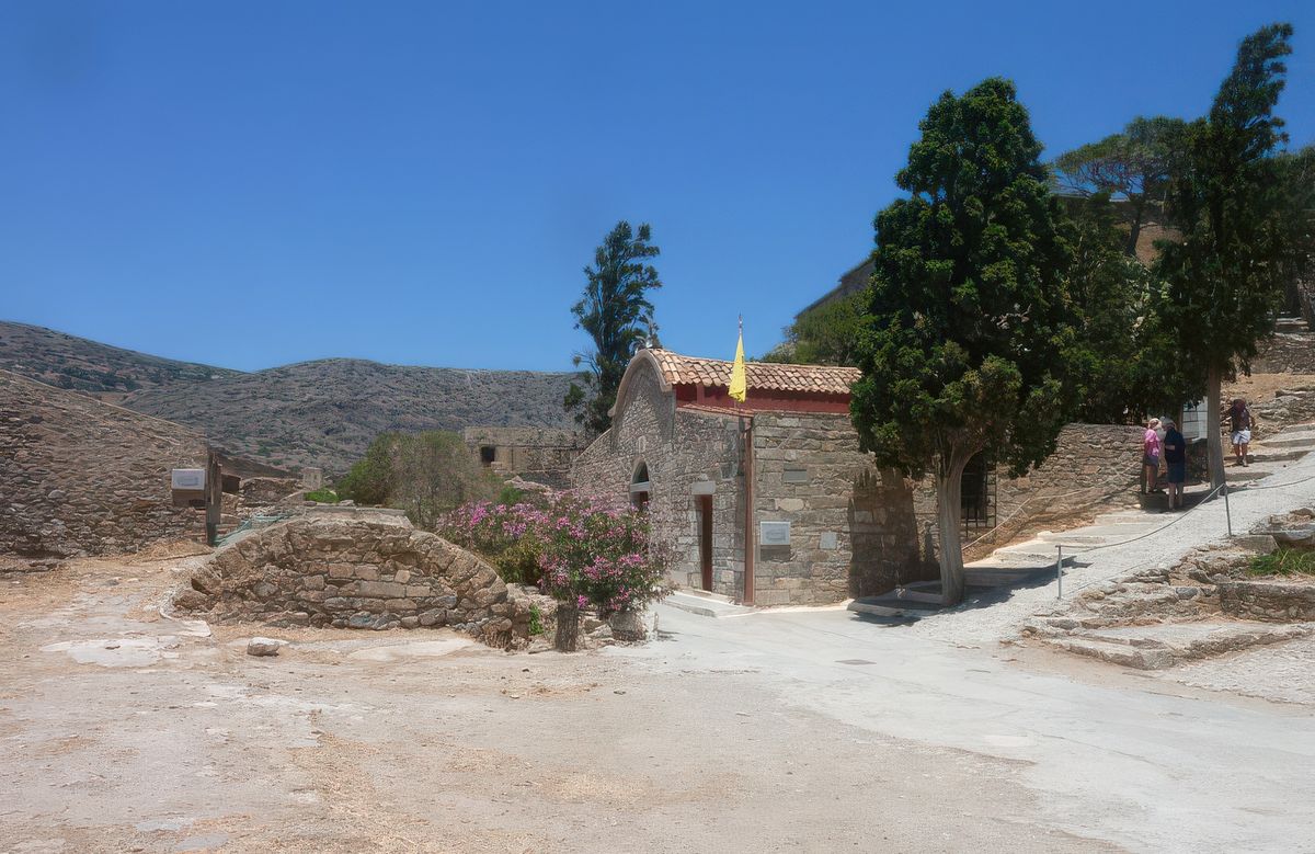 Sur la droite, l'église de Panteleimon vers 1709.