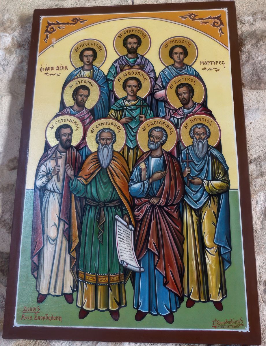 Les dix saints: Agathopos, Basilides, Gelasios, Evarestos, Evnikianos, Efporos, Zotikos, Theodoulos, Pompios et Saturninos, sont fêtés chaque 23 décembre.
