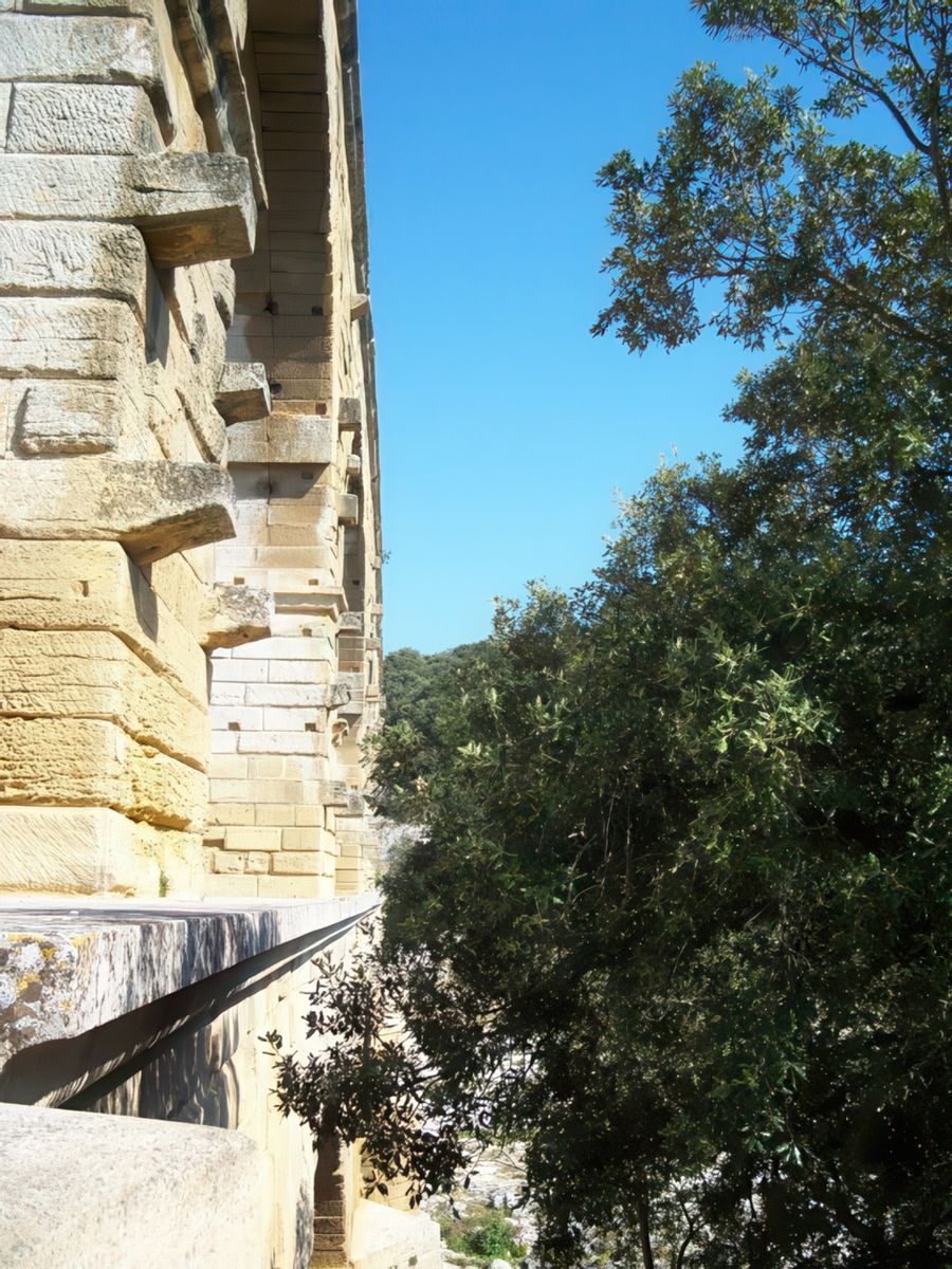 Nîmes et ses environs – Midi-Pyrénées