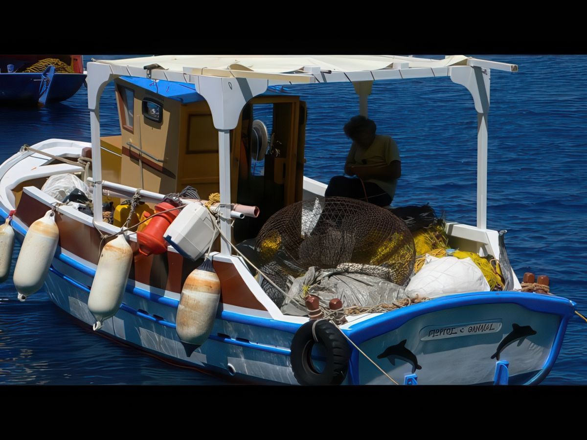 Le port d'Oia (Amoudi)