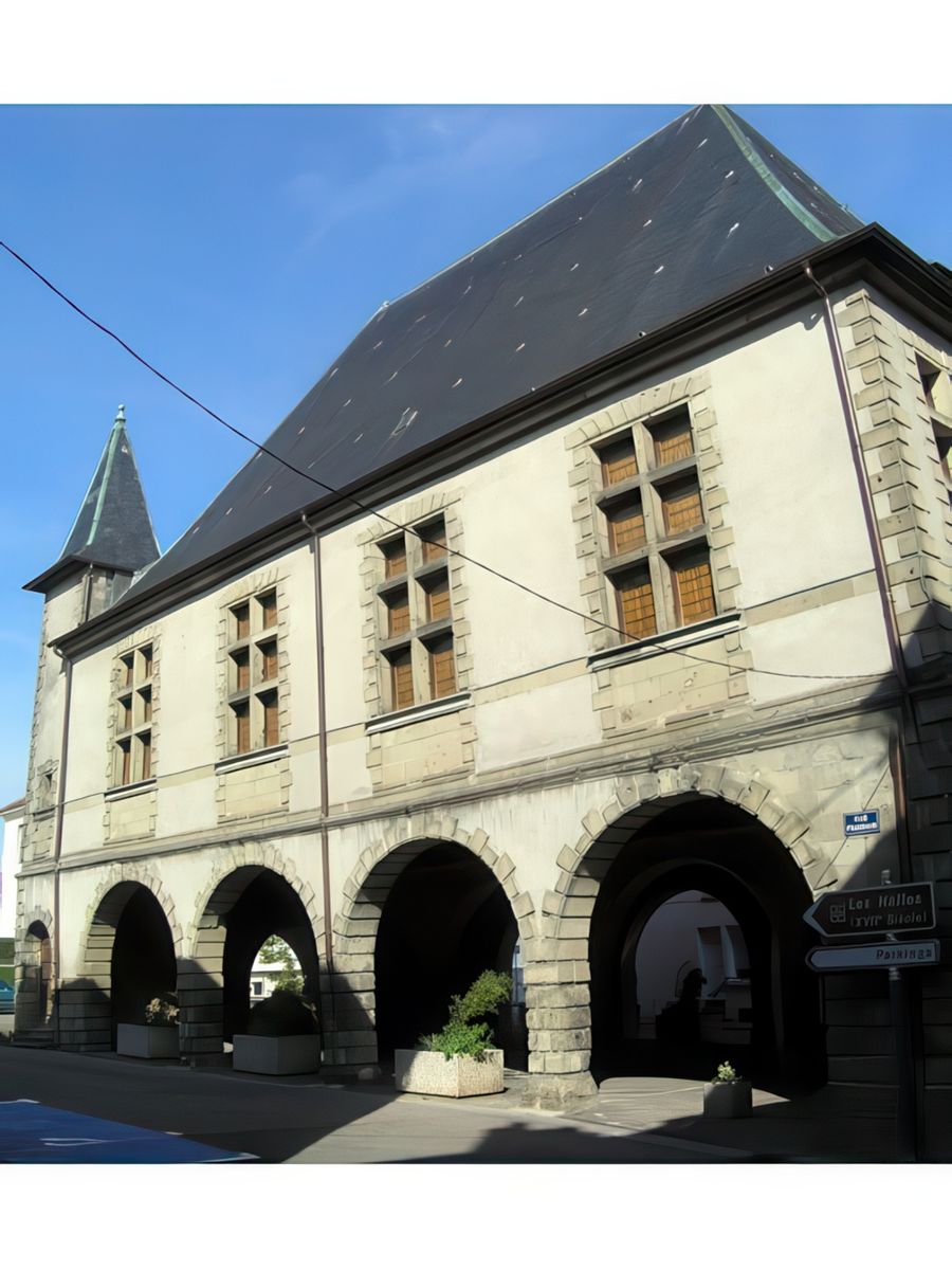 Les Halles de Mirecourt