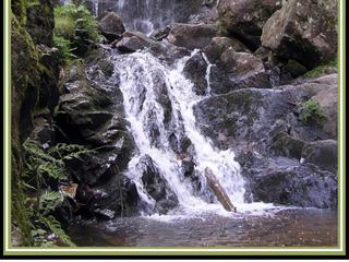 Les Vosges - La Cascade de Tendon près de Gérardmer (Version carte postale personnelle !!!)