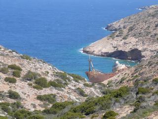 Epave échouée sur l'île d'Amorgos en Grèce.
