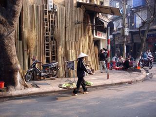 Un matin de bonne heure à Hanoï (Vietnam).