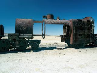 Cimetière de trains à Uyuni, Bolivie.