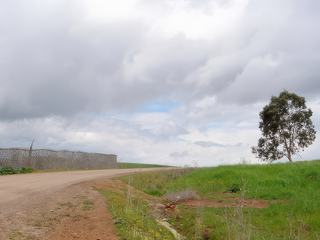 Au chemin vers sa maison -
Route secondaire (Tiddas, un village au Maroc).