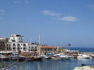 Île de Chypre - port côte ouest à coté de Paphos