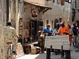 photo Les rues commerçantes de pauldesmartigues