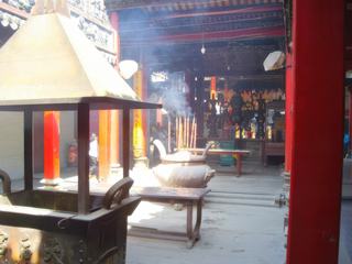 Pagode et encens