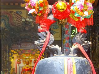 Pagode et encens