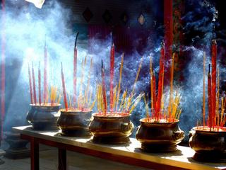 Pagode et encens